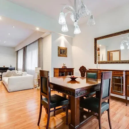 Apartment Exclusive In Eur