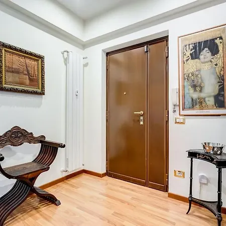 Exclusive In Eur Apartment Rome