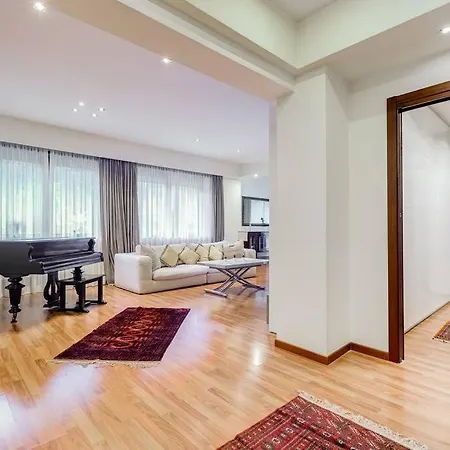 Exclusive In Eur Apartment